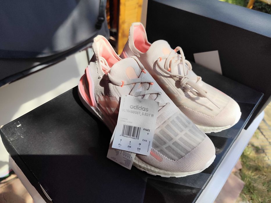 Дамски маратонки  ADIDAS ULTRABOOST 20 S.DRY     EU36 -38