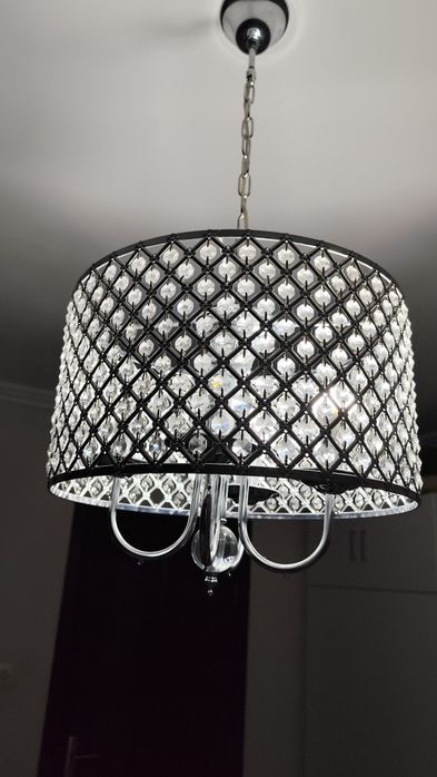 Candelabru cu pietricele