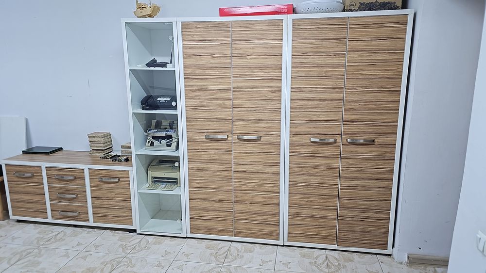 Продам офисный мебель