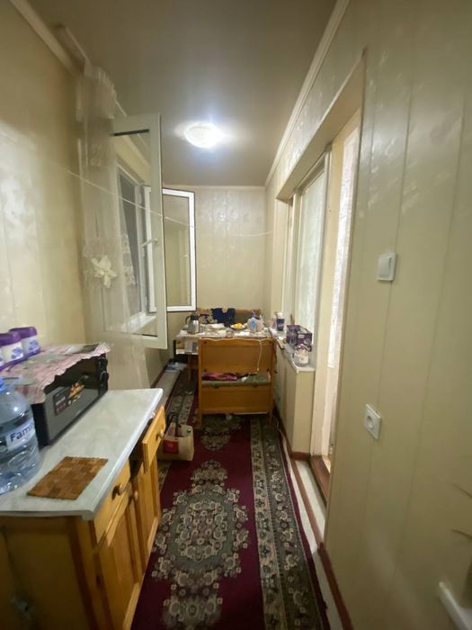 Срочно продаётся квартира Мирабадский р-н Куйлюк массив 2 1/1/4