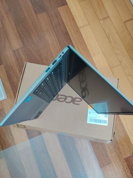 Laptop Acer Aspire Lite 15