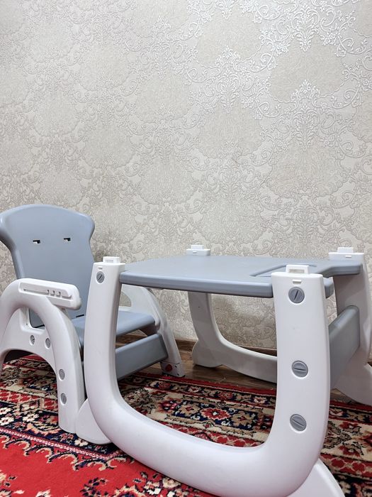 Детский стул для кормления