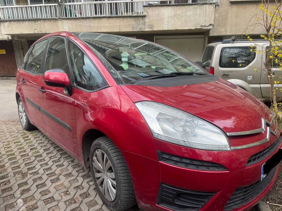 Продавам Citroen C4 Picasso– бензин/газ+теглич
