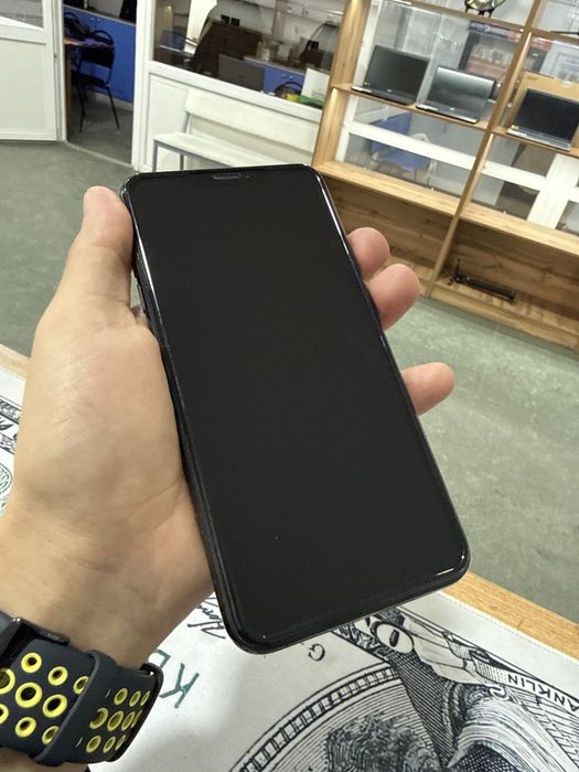 Apple iPhone Xs Max 256Gb/77%