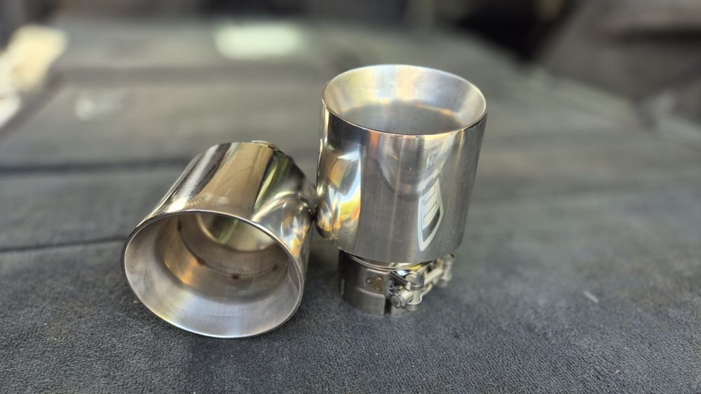 Насадки выхлопа одинарные, раздвоенные