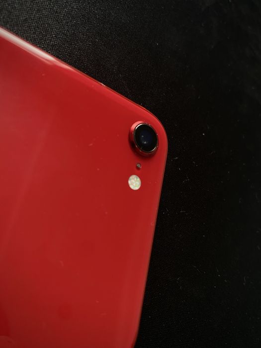 iPhone SE 2 64Gb Red Product Apple 2020