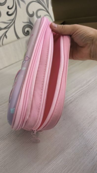 Вместительный пенал для девочек