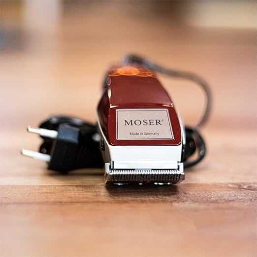 Машинка за подстригване Wahl - Moser 1400-0050, 0.7-3 mm, червена