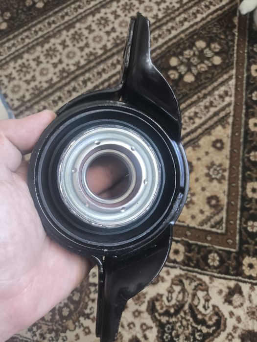 Подвесная муфта кардана