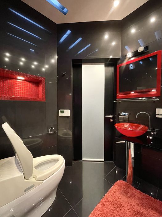 Сдаётся квартира 2/2/4 ул. Бобура 56м². Евро ремонт. Мебель. Техника.