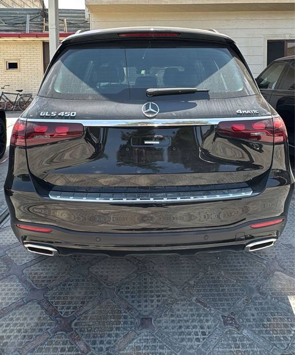 Mercedes-Benz GLS 450 год 2026