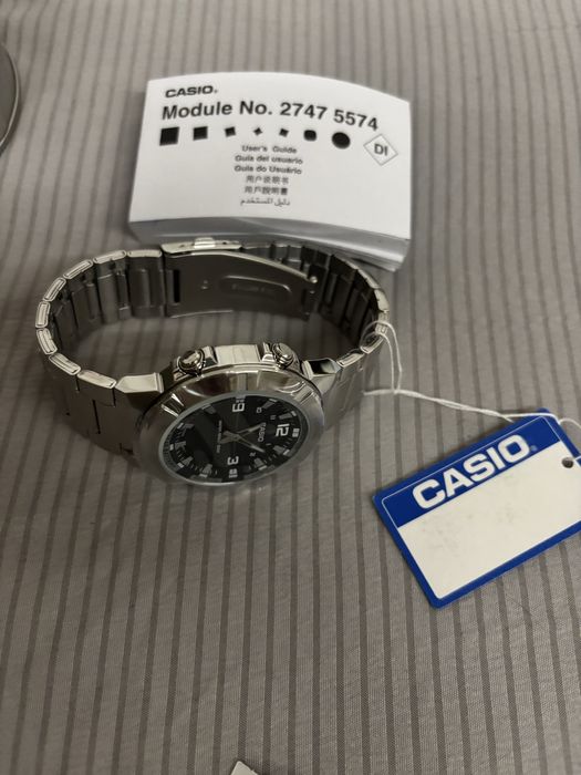 кварцевые часы Casio