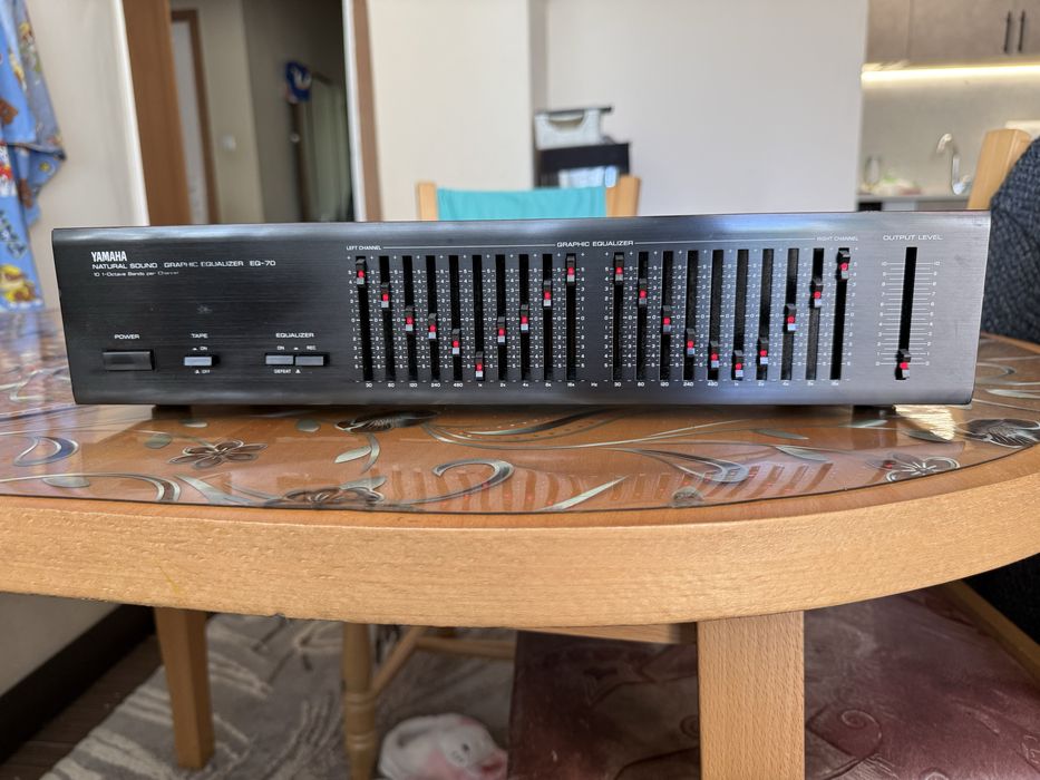 Yamaha EQ-70 Еквалайзер