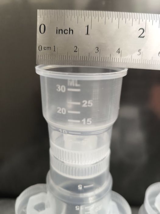 Пластик кришка 1000 су́м донаси