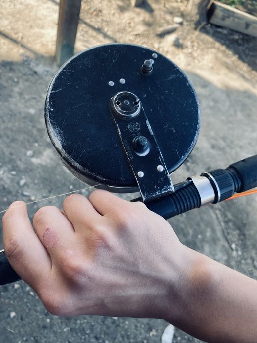 Продам советский спиннинг