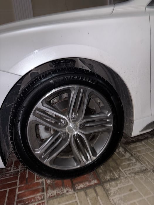 Grandeur R18 диск