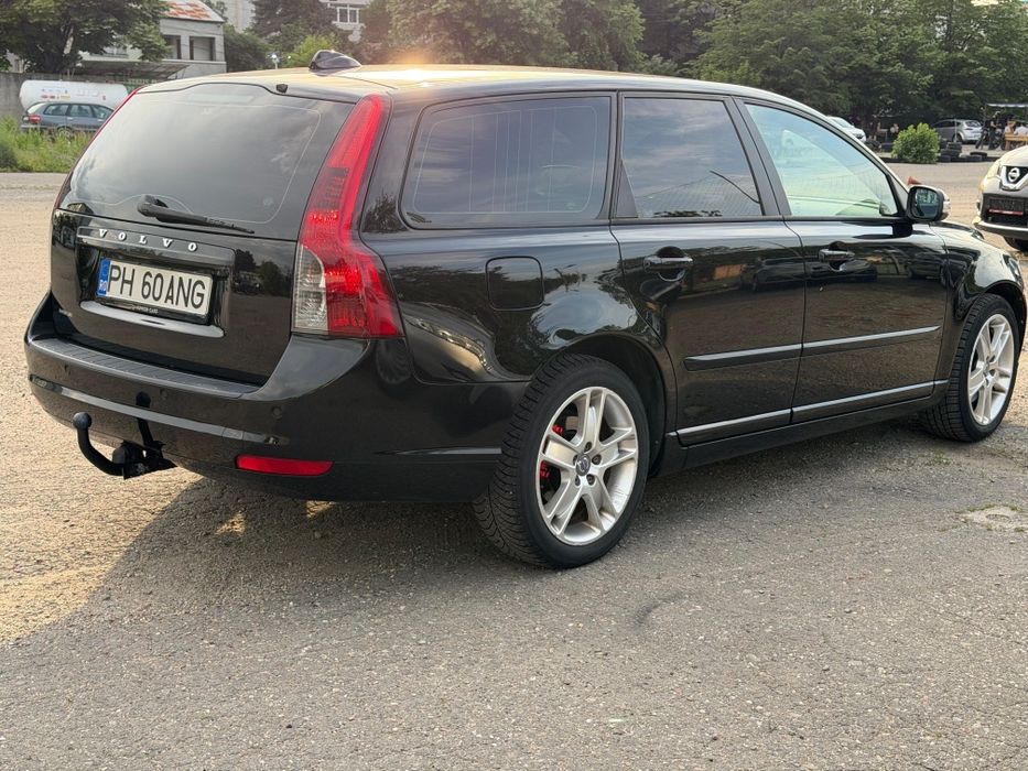 VOLVO V50 2009 — imagine 3