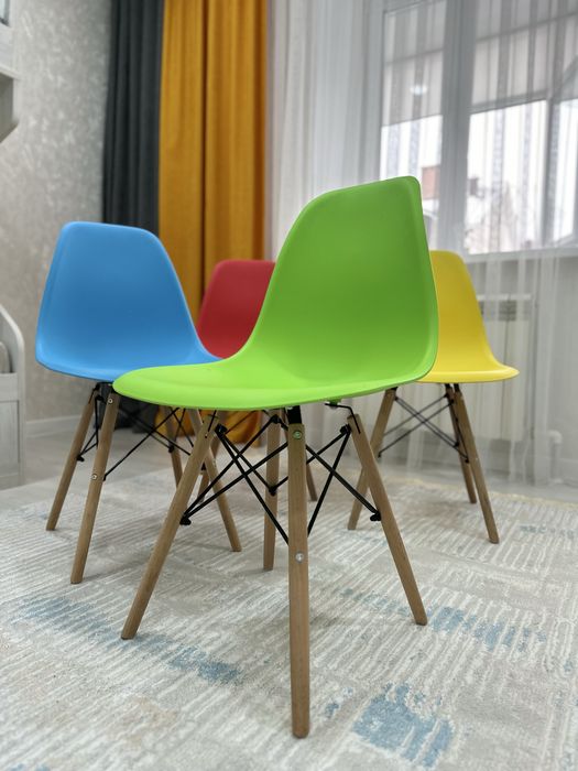 Яркие стулья (Мин. Использ.)