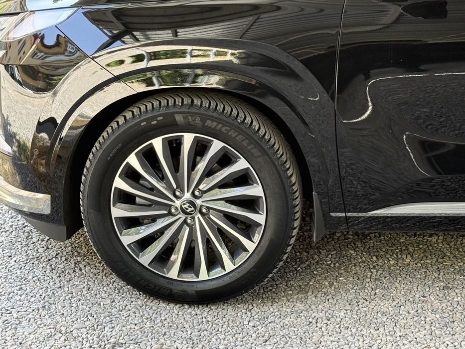 Продам свою машину 2025 год в новом идеальном состоянии