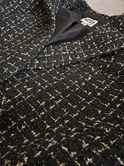 Късо сако черно със златисти нишки