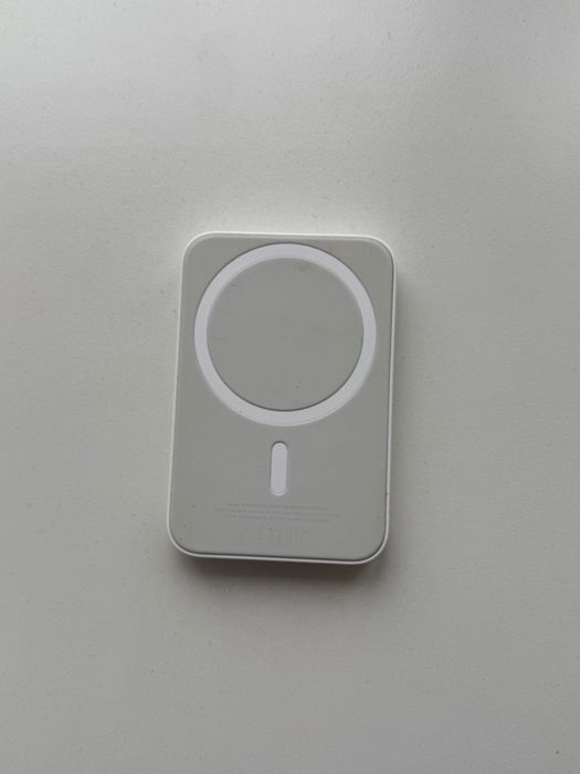 Продам оригинал поуэрбанк