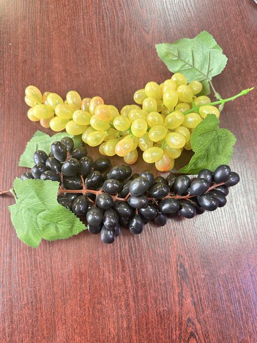 Продам виноград искусственный
