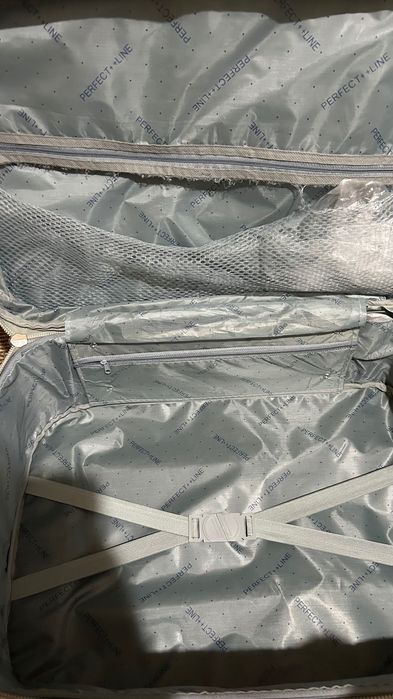 Лилав куфар  за багаж