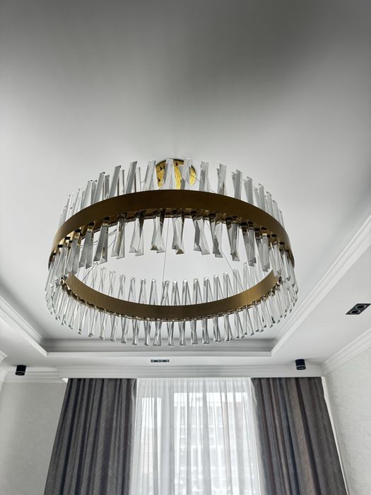 Продам люстру 45.000 тг