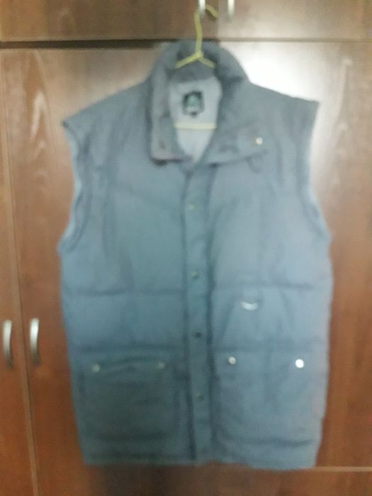 Продаю пуховик новый