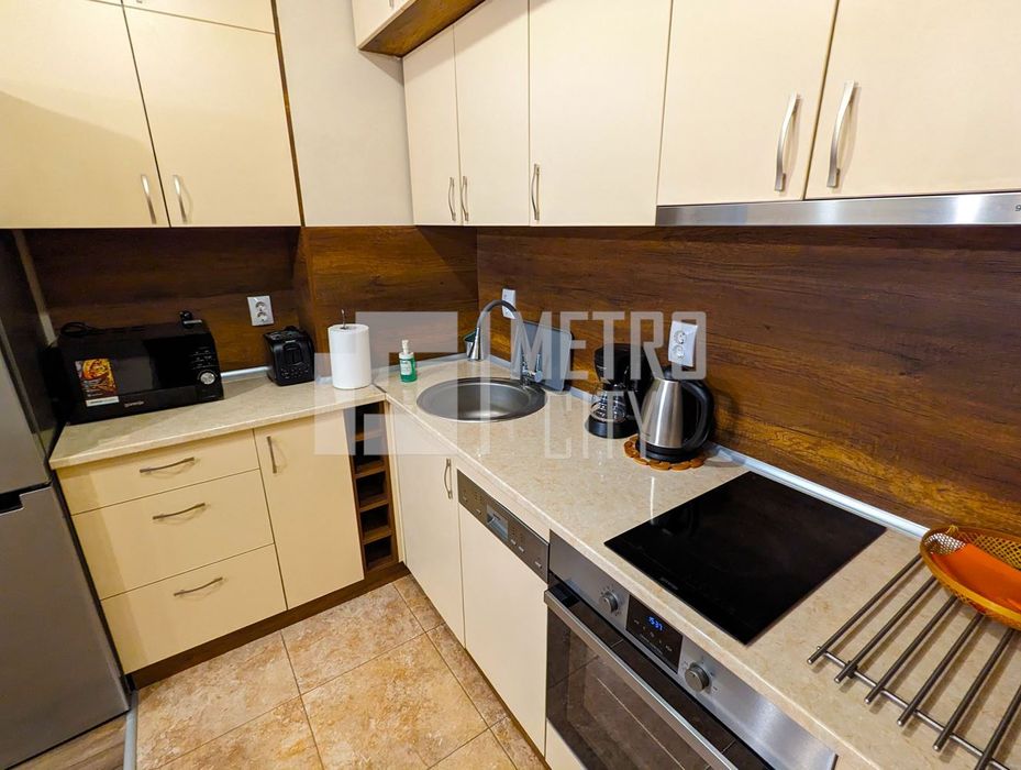 Дава се под наем Двустаен апартамент в София, Младост 2 - 74 кв.м за 1400 € - Снимка #3