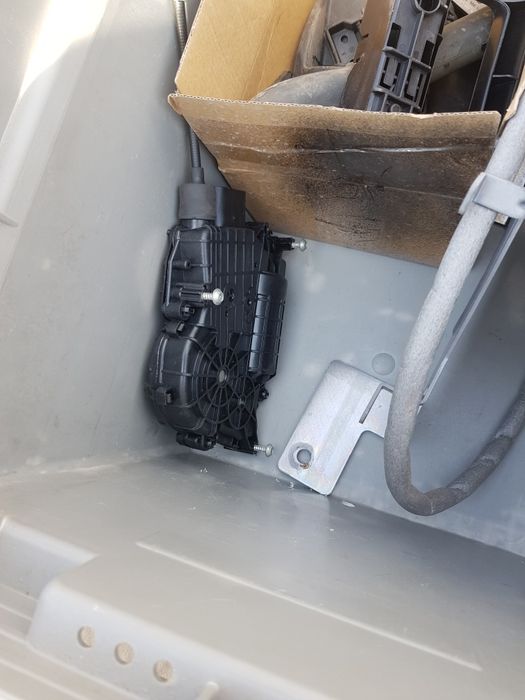 Usa culisanta electrica Sprinter Crafter Accesorii pentru uși electric