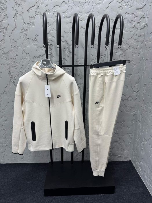 Nike Tech Fleece мъжки екип