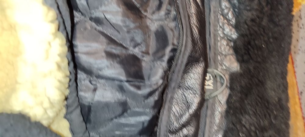 Куртка кожанна с подкладкой