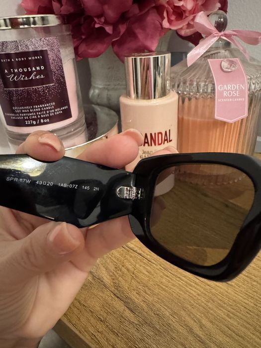 Ochelari de soare Prada originali impecabili