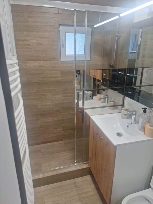 Apartament de închiriat