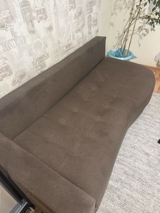 Отдам бесплатно диван