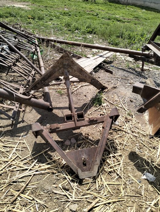 Продам трактор с прицеп