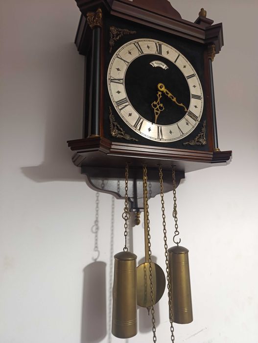 Ceas vintage cu pendula