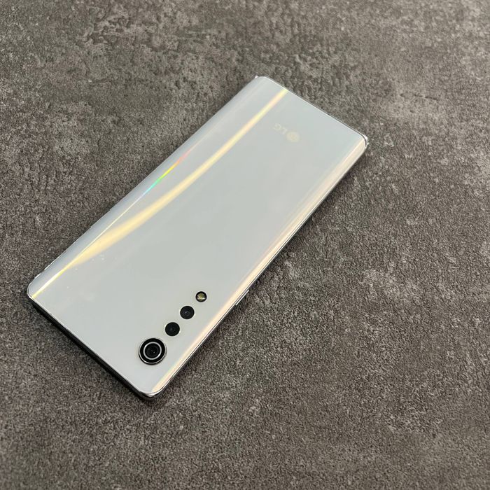 LG Velvet Falagman srochni sotiladi