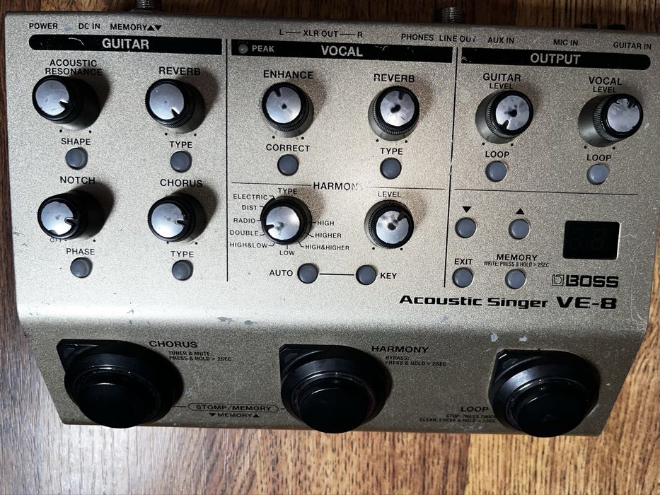 BOSS VE-8 Acoustic Singer – Voce + Chitară