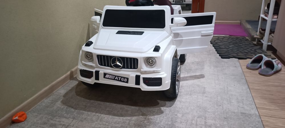 Продам  детскую машину
