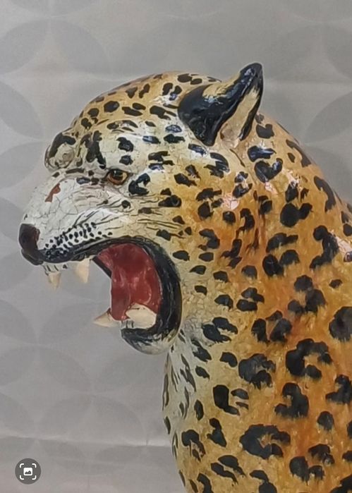Leopard terracotta