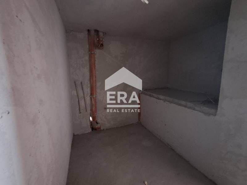 Продава се Тристаен апартамент в Варна, Погреби - 123 кв.м за 1708 €/кв.м - Снимка #3