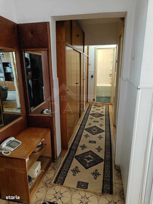 Inchiriem  apartament 3 camere,Tudor,zona Dacia