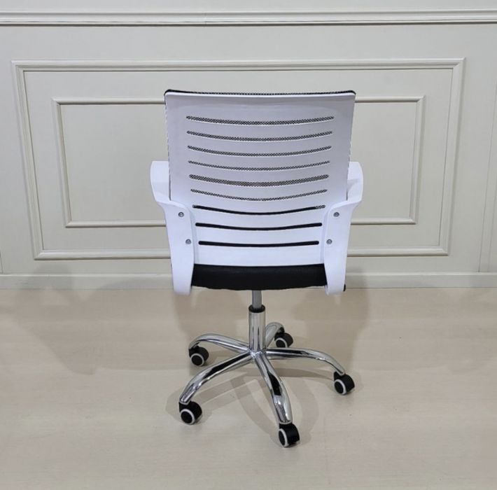 Кресло черно белый