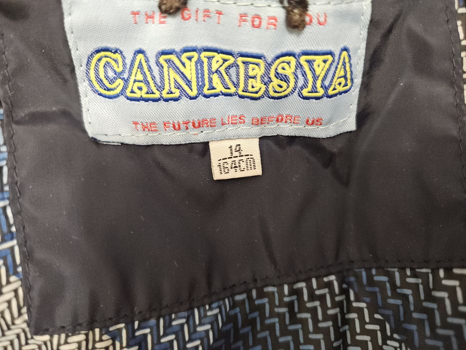 Продам ветровка для мальчика