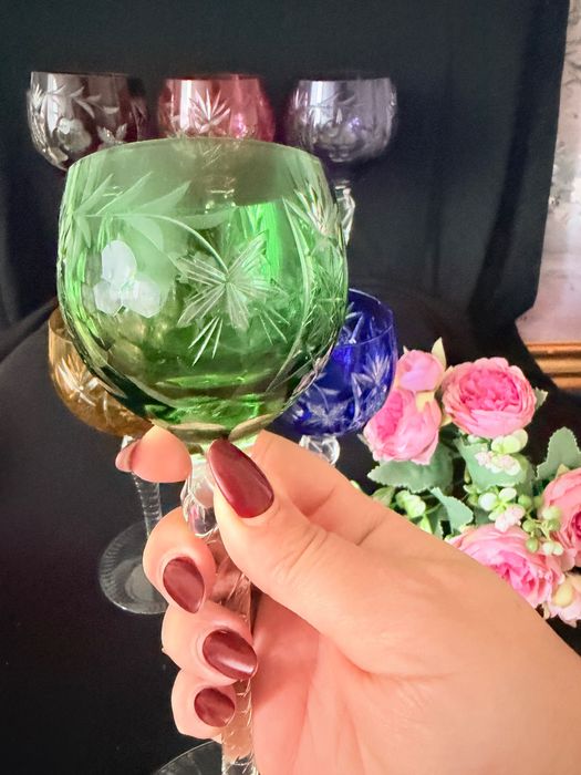 Чаша за вино от немски цветен оловен кристал (Bleikristall)