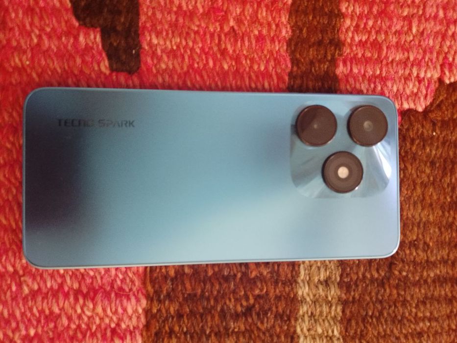 Tecno Spark sotiladi