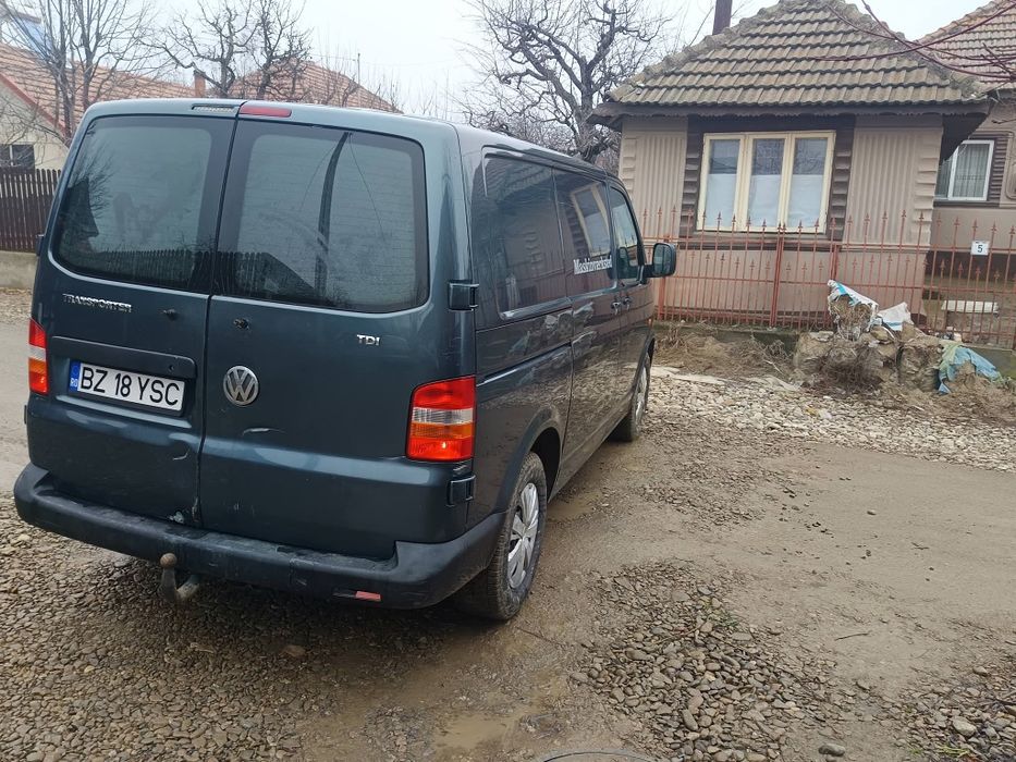 Vand Vw T5 Duba 3 locuri, motor 2500, an 2007