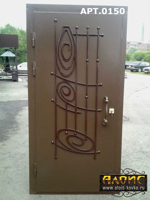 Металлические входные двери